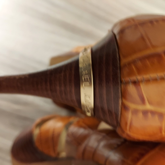 Michael kors Camden platform heels - Picture 6 of 10